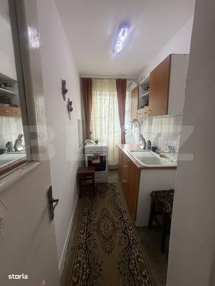 Apartament cu 2 camere, mobilat în Central — fotografia 1