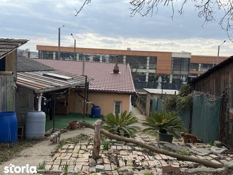 Casa de 2 camere, 100mp + terasa si anexe, 390mp teren, zona Tatarasi - 2