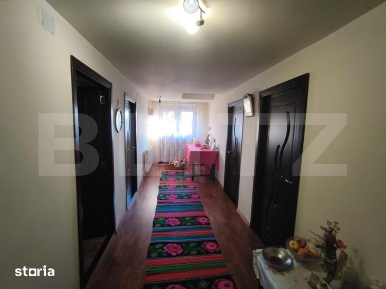 Casă cu 4 camere decomandat cu Teren 2000 Mp în Leu