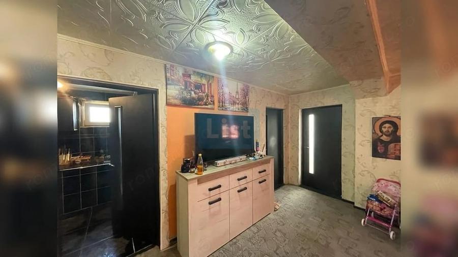 Casă cu Teren 3000 Mp în Dănești