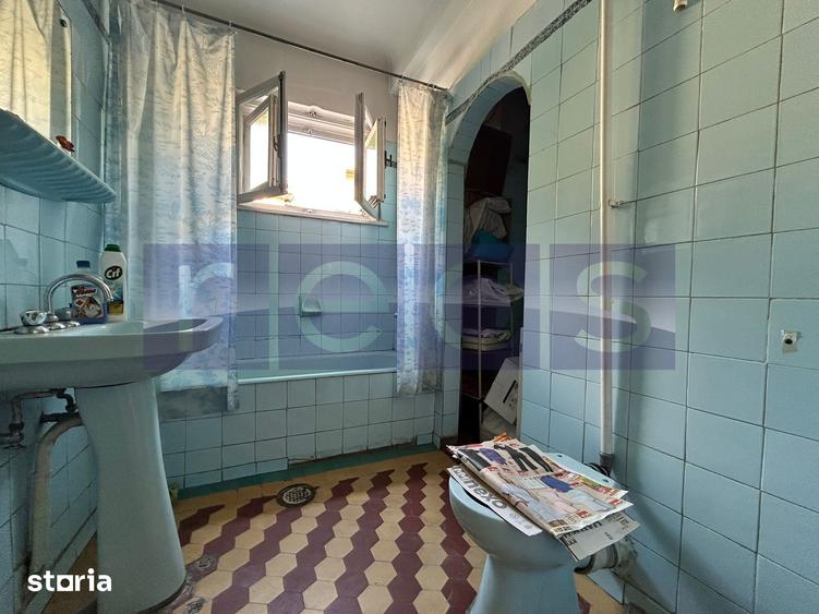 Apartament cu 4 camere decomandat în Eminescu