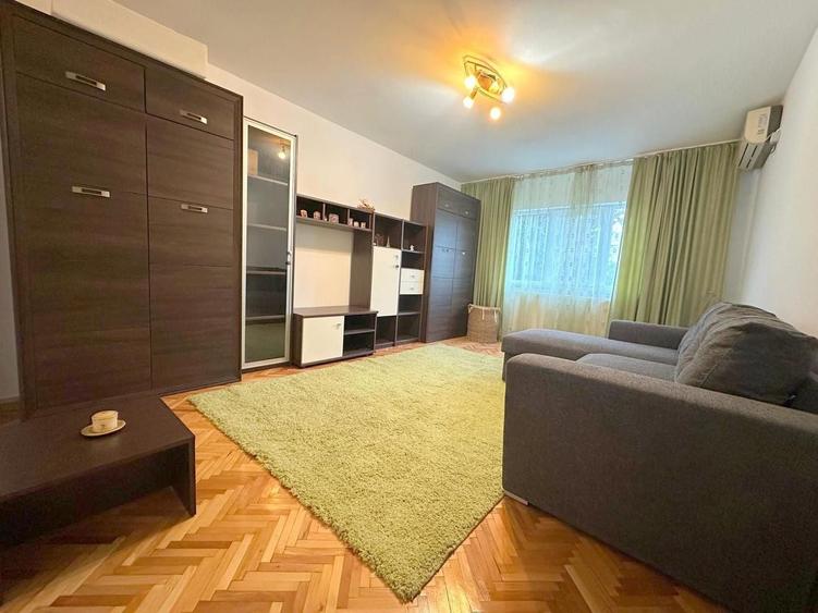 Apartament cu 2 camere decomandat, mobilat în Aradului