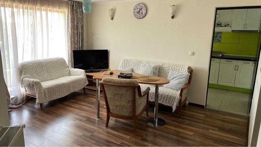 Apartament cu 3 camere decomandat în Geamăna