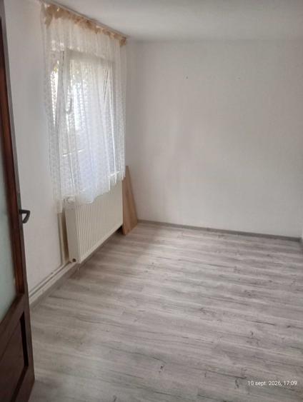 Casă cu 2 camere cu Teren 50 Mp în Central