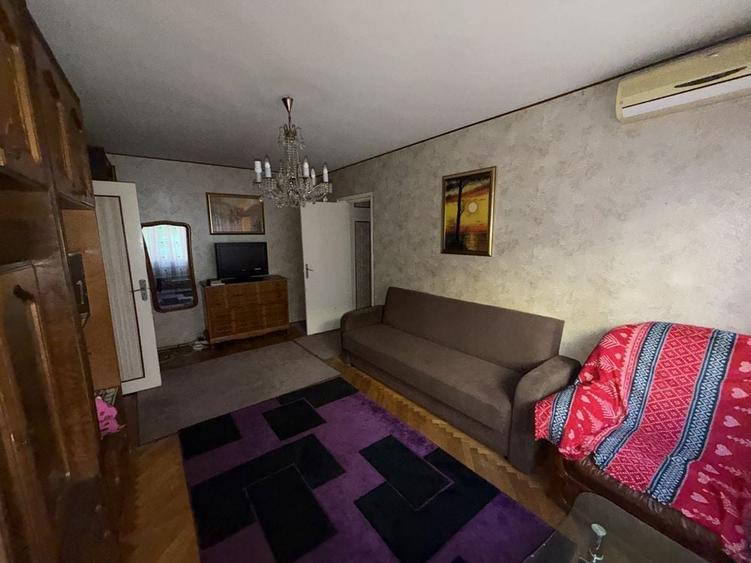 Apartament cu 2 camere semidecomandat în Obor