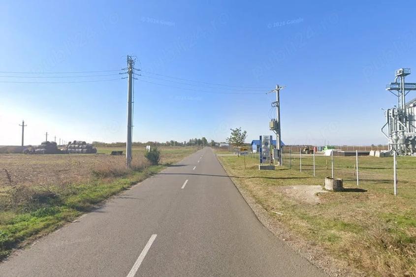 Teren de 11199 mp, în Central