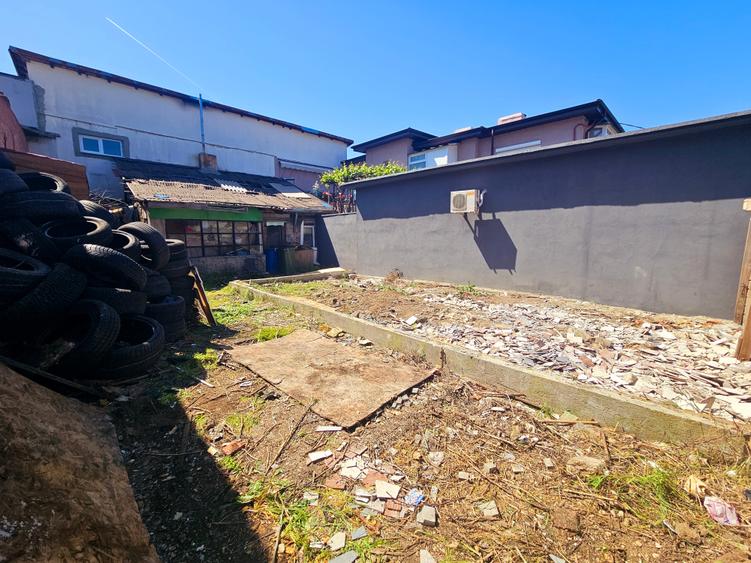 Casă individuală cu 4 camere cu Teren 101 Mp în Ferentari