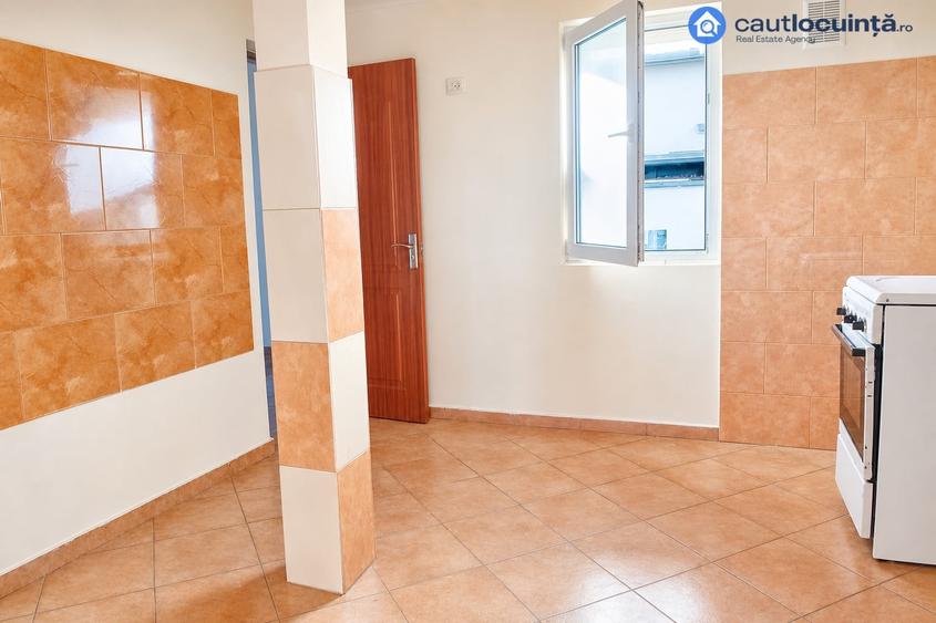 Apartament cu 3 camere în Pantelimon