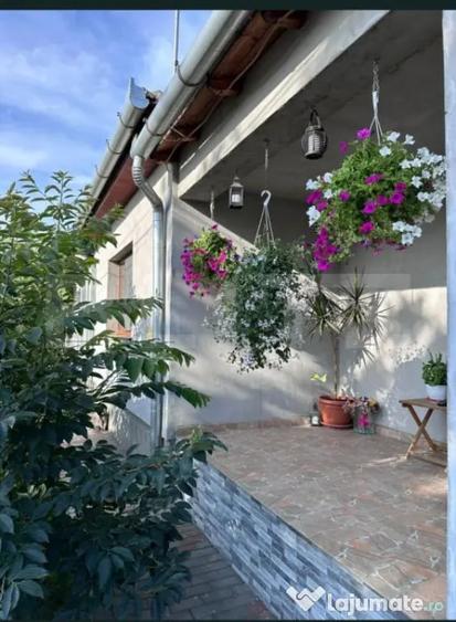 Casă cu 3 camere cu Teren 354 Mp în Central