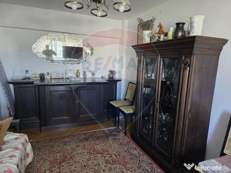 Apartament cu 2 camere decomandat în Central