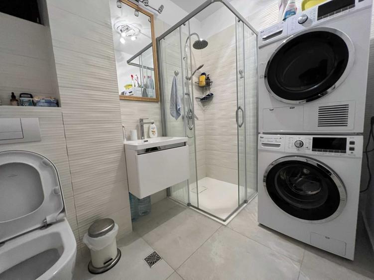Apartament cu 2 camere semidecomandat în Sud
