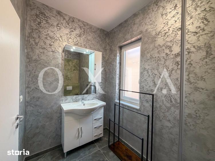 Casă cu 5 camere cu Teren 436 Mp în Ghiroda