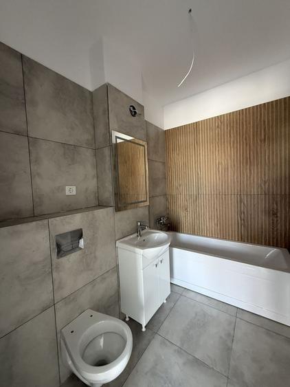 Apartament cu 3 camere decomandat în Theodor Pallady