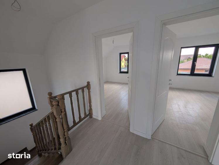 Casă cu 4 camere cu Teren 530 Mp în Central