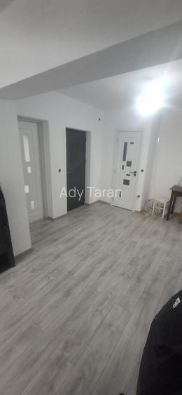 Apartament cu 3 camere decomandat în Gălăuțaș