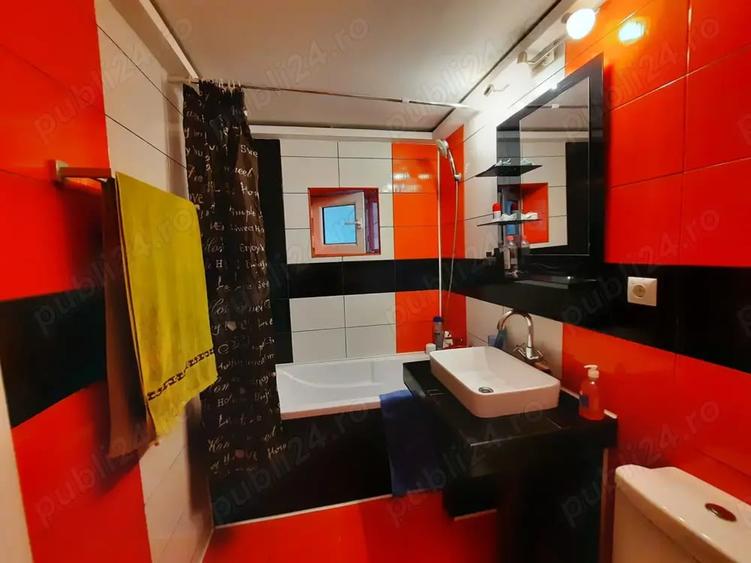 Apartament cu 3 camere decomandat în Mircea-Vodă