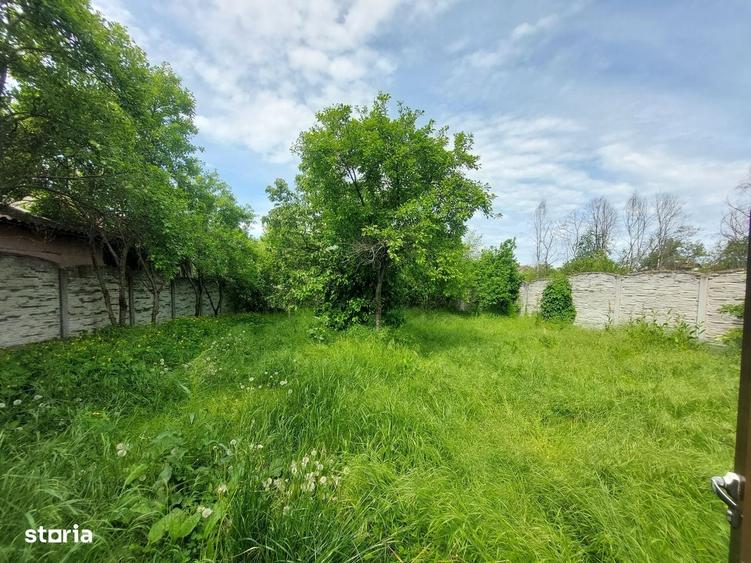 Casă cu 4 camere cu Teren 743 Mp în Central