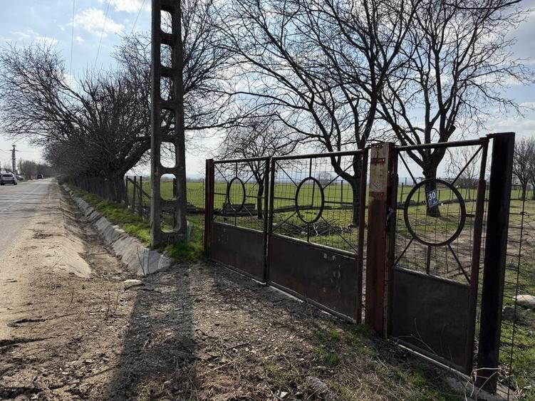 Teren de 130000 mp, în Armeni