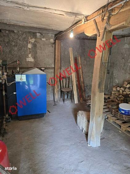 Casă cu 4 camere în Augustin