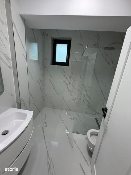 Apartament cu 3 camere în Oituz