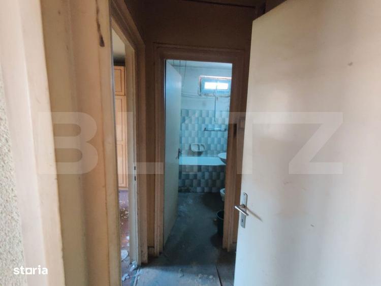 Apartament cu 3 camere semidecomandat în Central