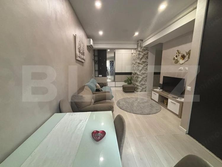 Apartament cu 3 camere decomandat în Filiași
