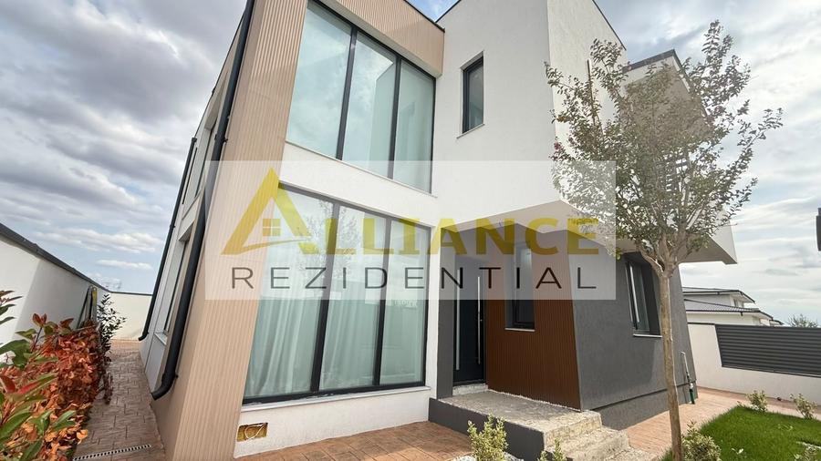Casă individuală cu 4 camere decomandat cu Teren 310 Mp în Berceni