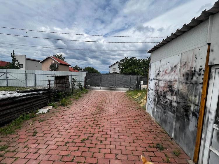Spațiu comercial, de 905 mp, în Mărăcineni