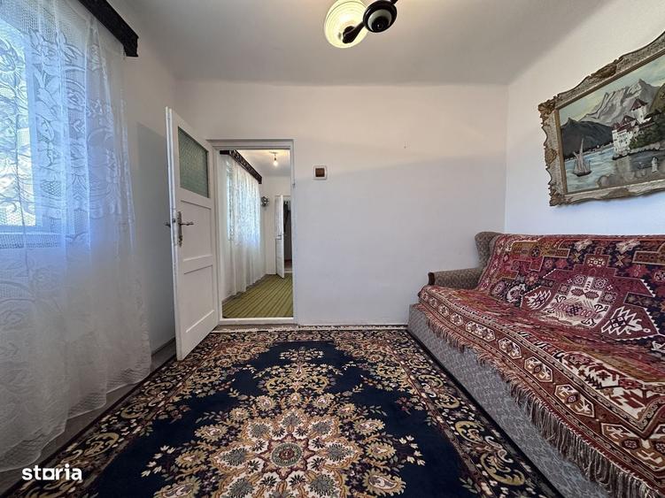 Casă cu 4 camere în Central