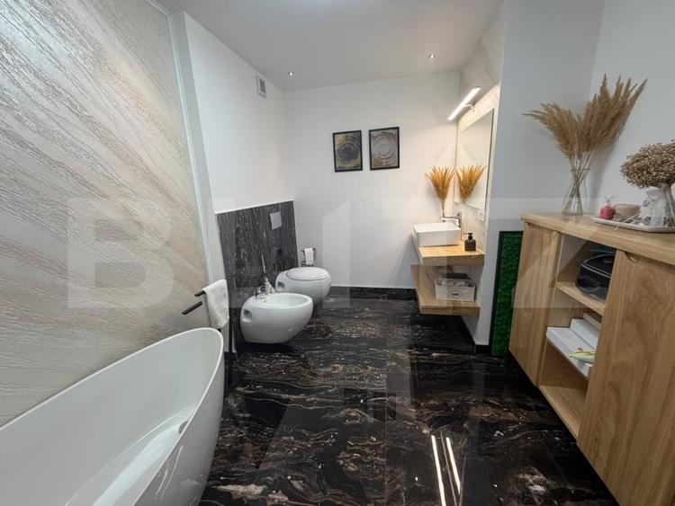 Duplex cu 3 camere cu Canalizare în Central