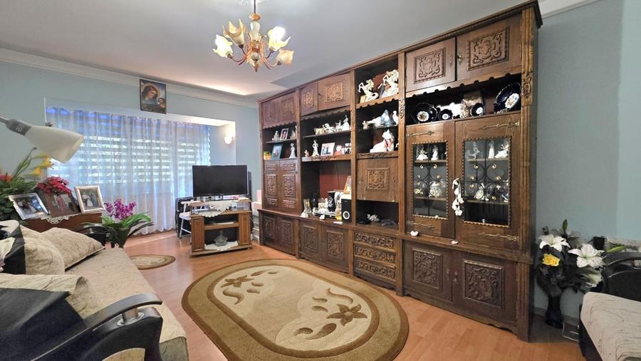 Apartament cu 2 camere decomandat, mobilat în Năvodari