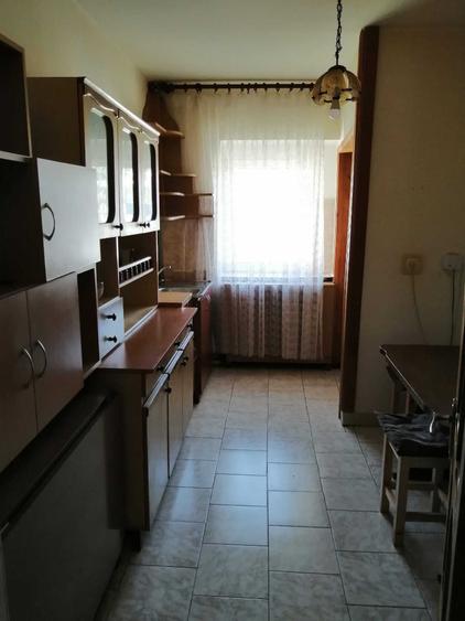 Apartament cu 4 camere decomandat în Gară