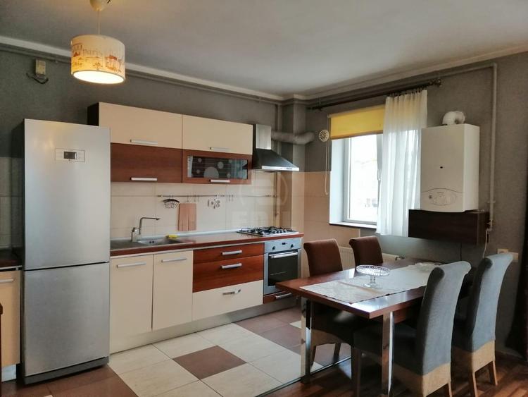 Apartament cu 2 camere semidecomandat în Florești