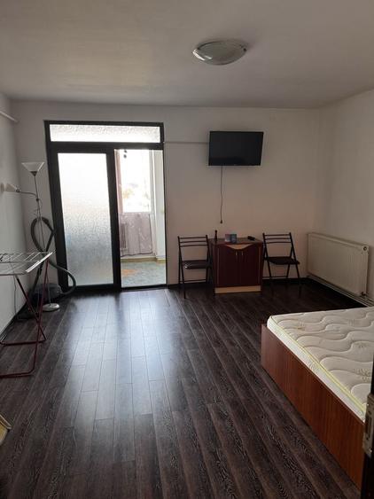 Garsonieră decomandată în Oancea