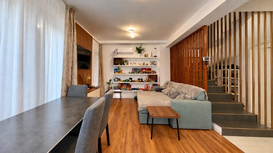 Duplex cu 4 camere cu Canalizare în Nord