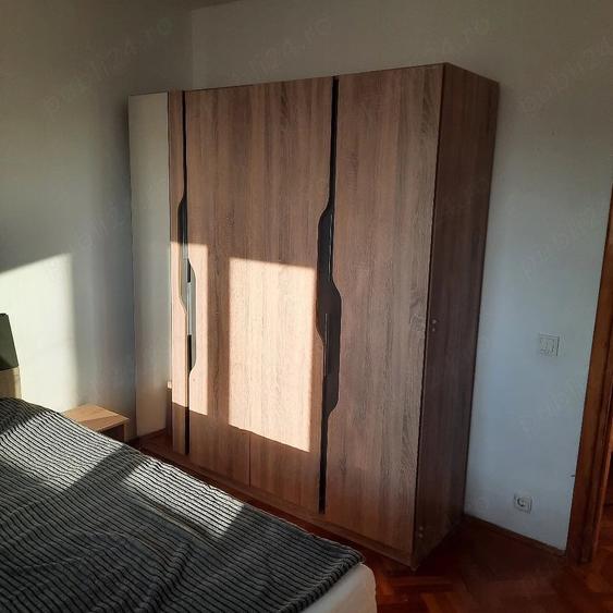 Apartament cu 2 camere semidecomandat în 1 Decembrie 1918
