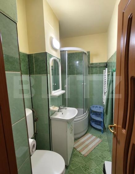 Apartament 3 camere de vanzare, 46 mp, zona Micro 15 - 4