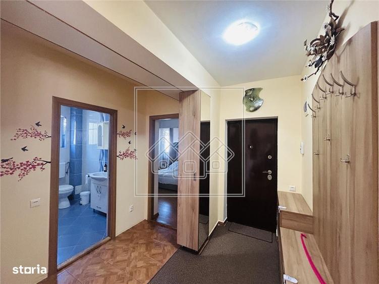 Apartament cu 3 camere în Turnișor