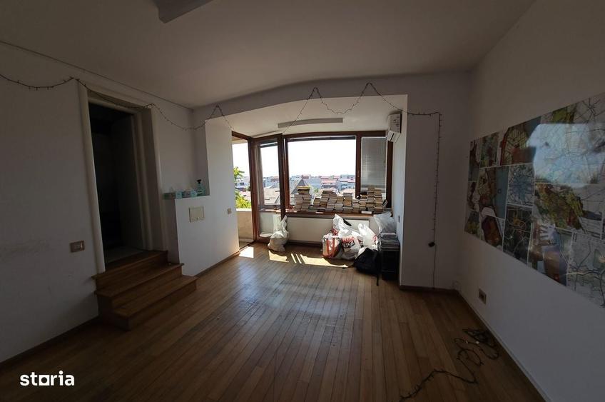 Apartament cu 4 camere în Dorobanți