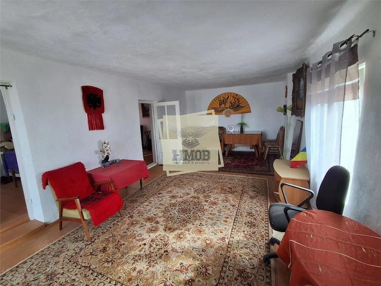 Casă cu 3 camere cu Teren 1850 Mp în Veștem