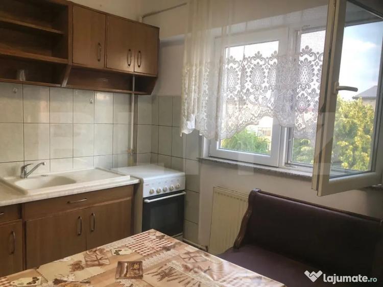 Apartament cu 2 camere decomandat în Micro 17