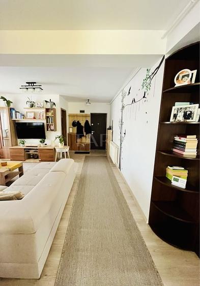 Apartament cu 3 camere decomandat, mobilat în Borhanci