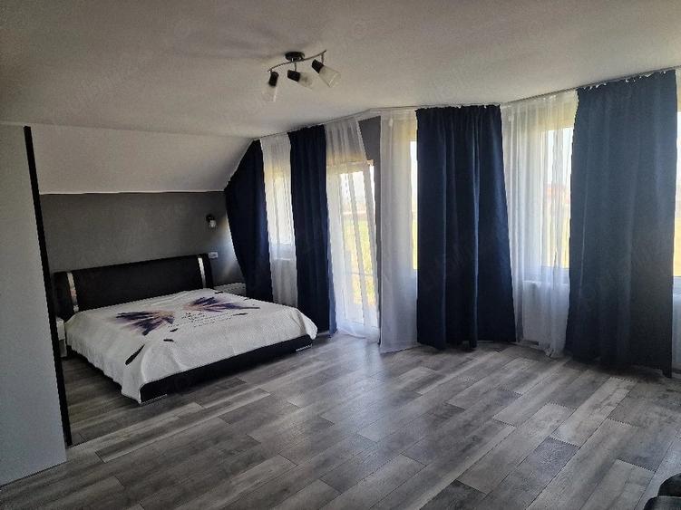 Casă cu Teren 900 Mp în Tătarca