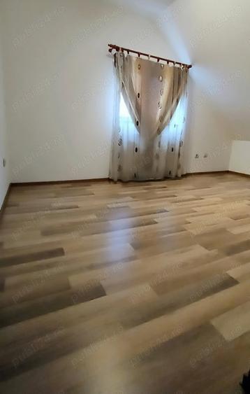 Apartament cu 3 camere decomandat în Colentina