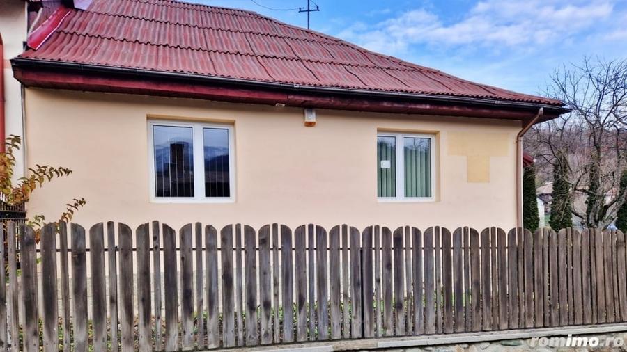 Casă cu 2 camere în Uric