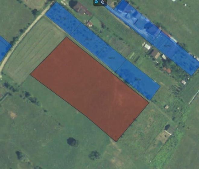 Teren de 1100 mp, în Petru Rareș