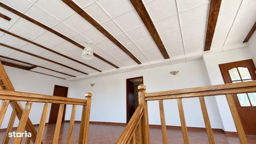 Casă cu 4 camere în Filipeștii de Pădure