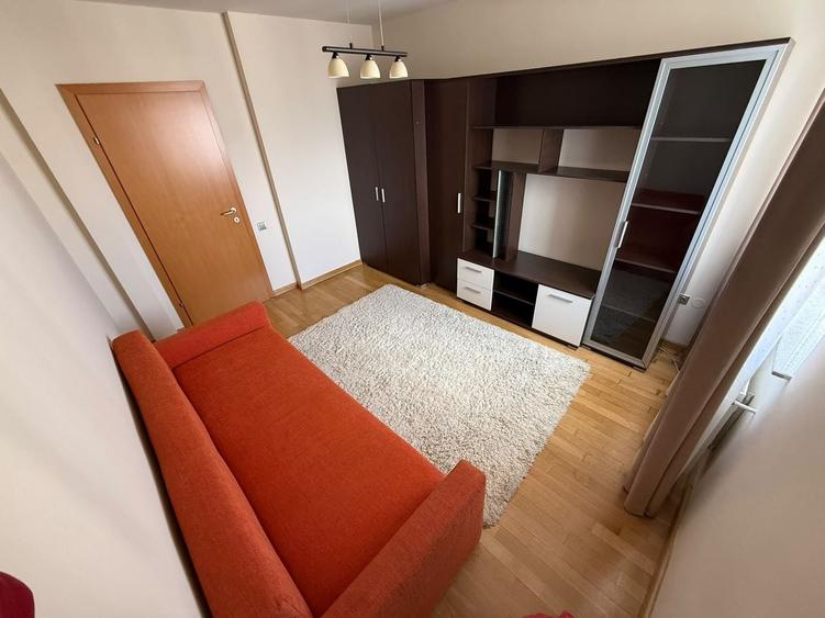 Apartament cu 3 camere decomandat în Gheorgheni