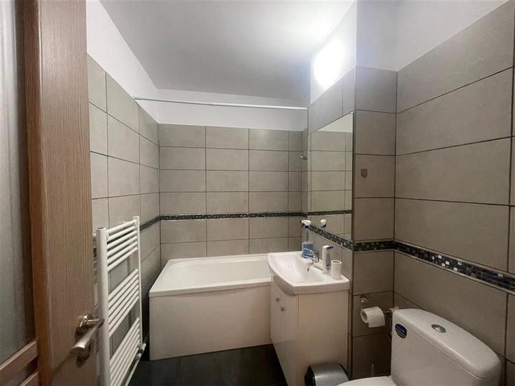 Apartament cu 2 camere decomandat în Obcini
