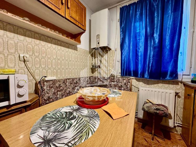 Apartament cu 2 camere decomandat în Cetății